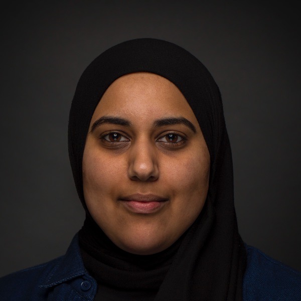 9-_MG_7147_Mariam_square_conv